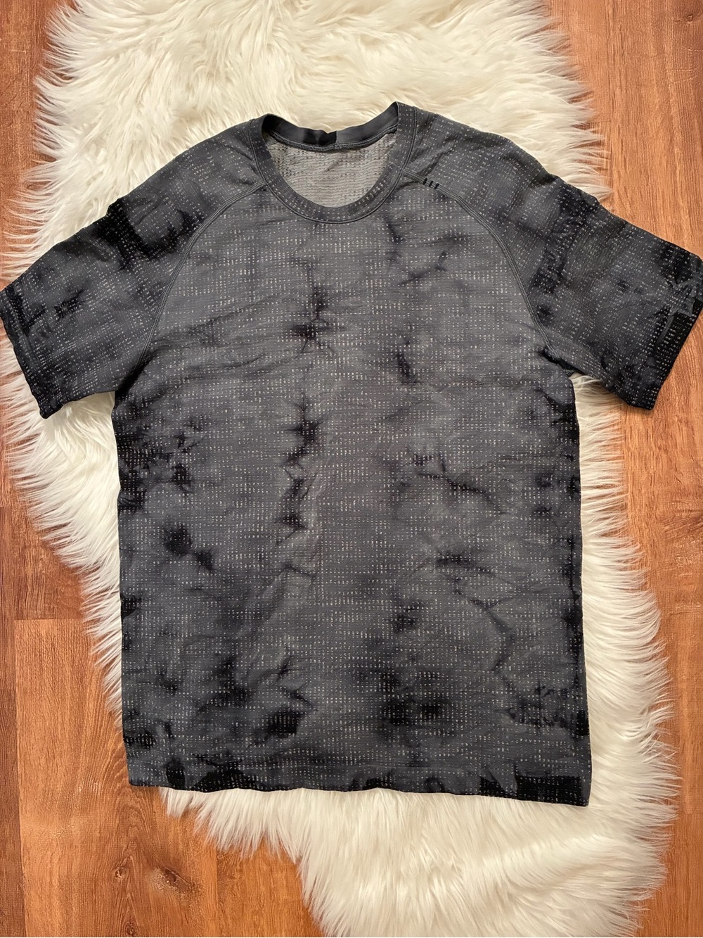Lululemon Metal Vent Tech 2.0 Short Sleeve Sz Medium *Marble Black White Tie Dye
